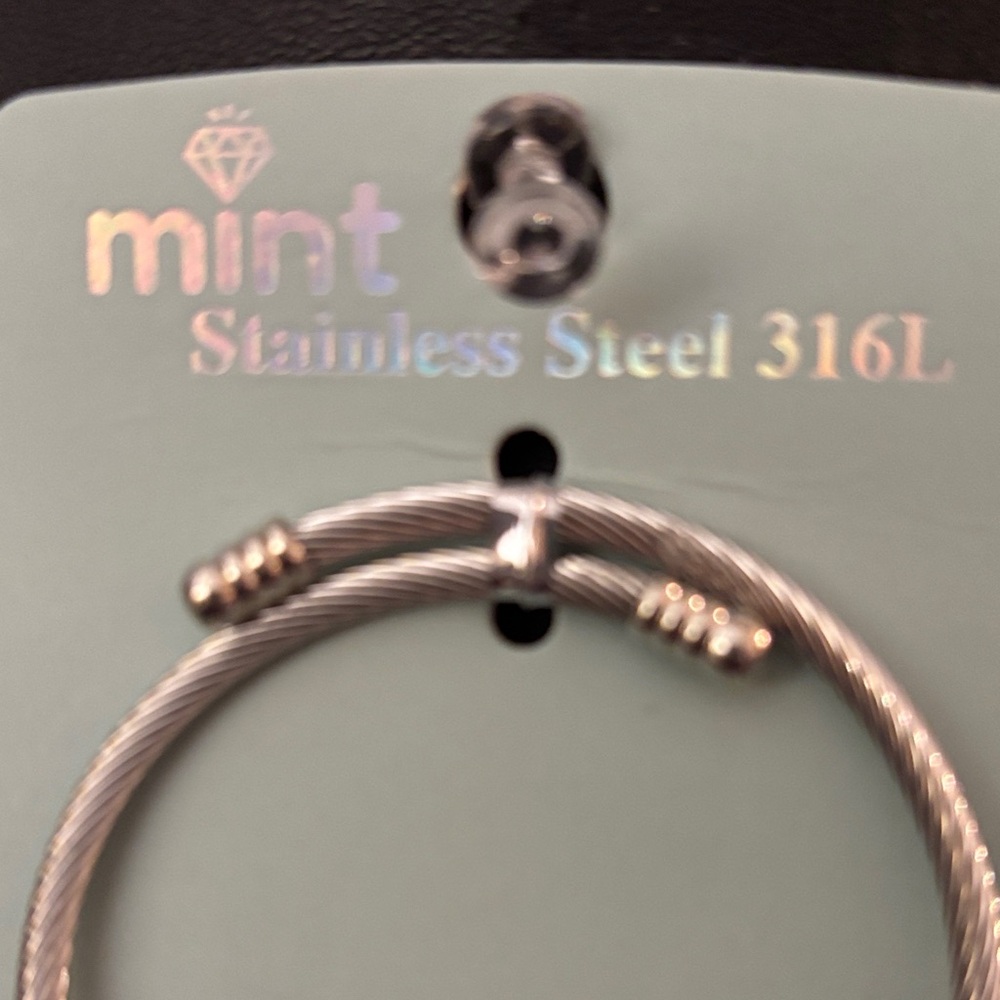 Mint Bracelet with Silver and Purple Charms - Picture 4 of 5